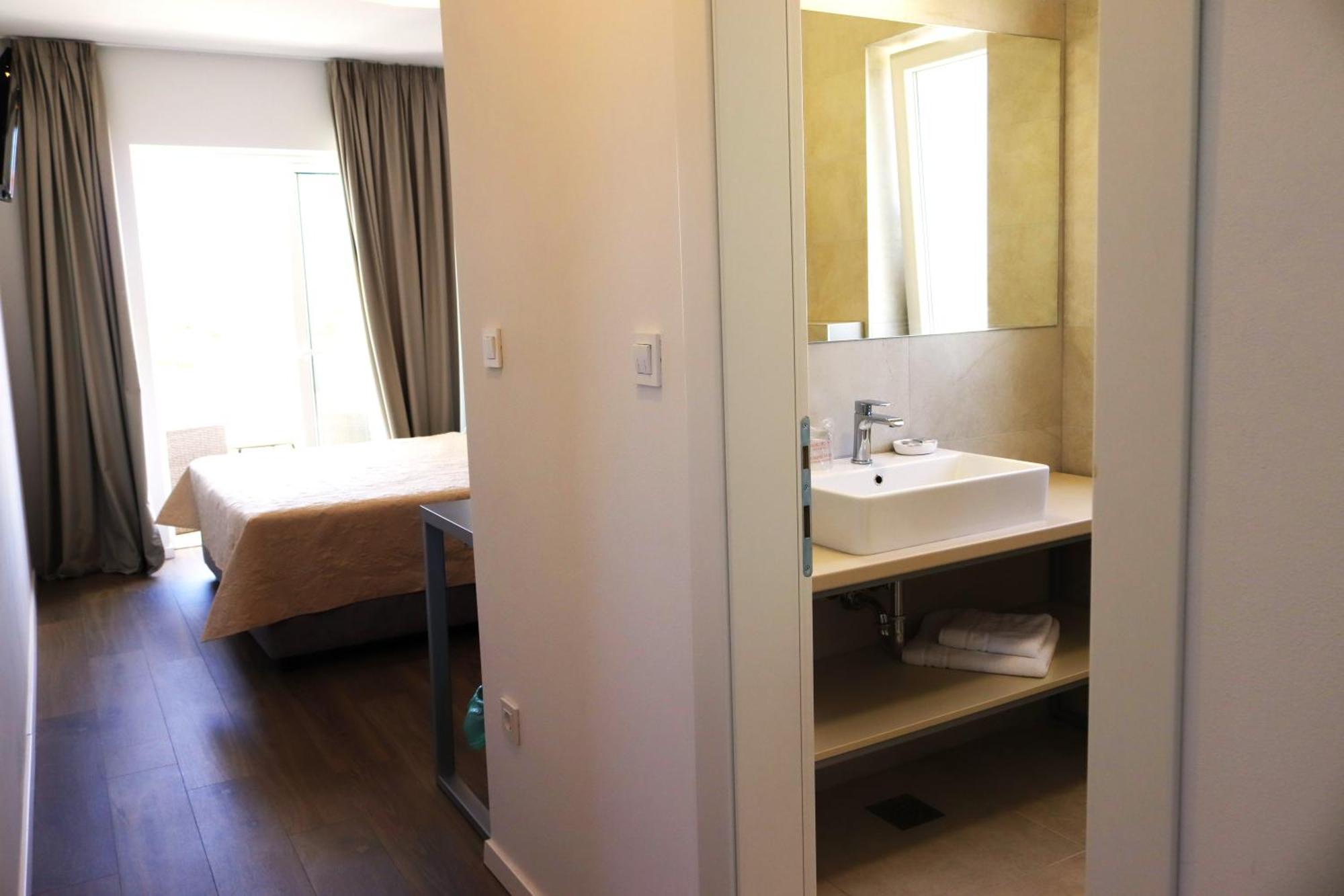 Villa Cala, Hotel Rooms&Apartments 诺瓦利娅 外观 照片